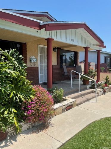 1812 Arlington Ave, Torrance, CA 90501-3527