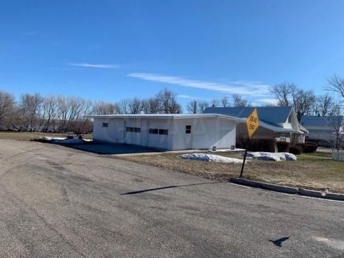 610 2nd St, Mapes, ND 58344-7310