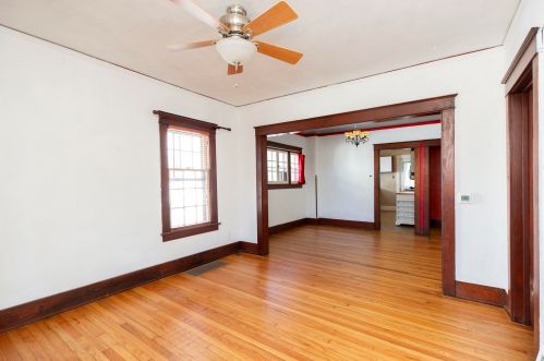 418 Niles Ave, Mishawaka, IN 46544-2501