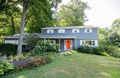 50 Alba Dr, Bristol, CT 06010-2601