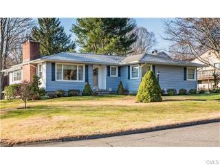 62 Marina Ave, Bridgeport, CT 06611-3066