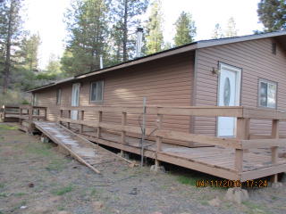 41410 Highway 97, Chiloquin OR  97624-9626 exterior