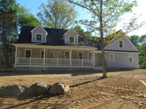 125 Grant Rd, Newmarket, NH 03857-2107