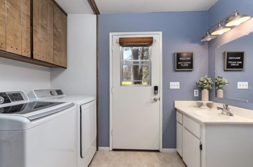 18531 Lake Forest Dr, Lake Wildwood CA  95946-8824 exterior