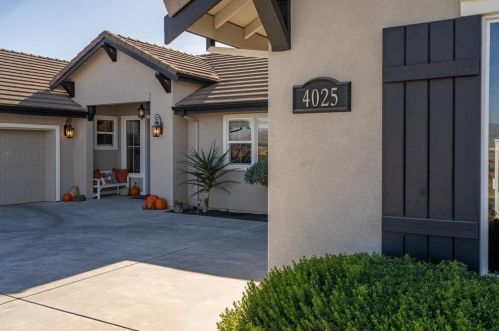 4025 Ashford Cir, Hollister CA  95023-8966 exterior