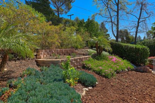 3608 El Caminito, Glendale CA 91214-1713 exterior