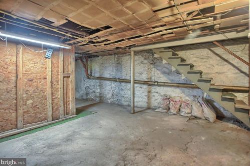 529 West St, Carlisle PA  17013-2838 exterior