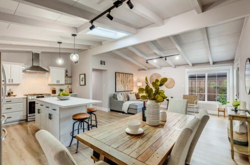 774 Lakewood Dr, Sunnyvale CA  94089-2505 exterior