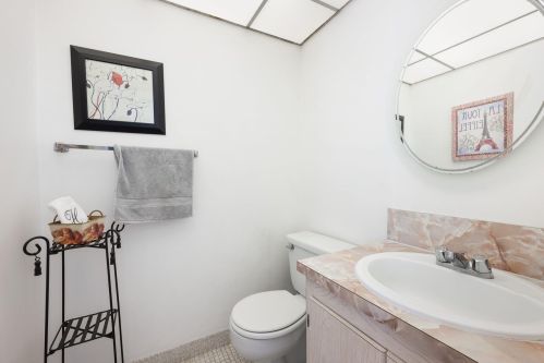 457 Capri J, Delray Beach FL  33484-5157 exterior