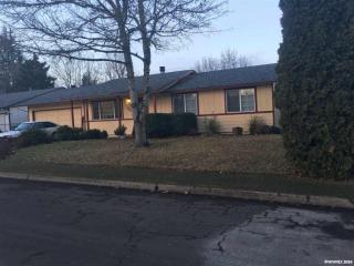 4657 Lords Ct, Salem, OR 97301-2027