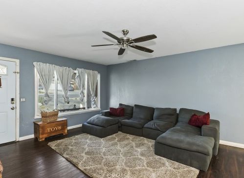 65911 6th St, Desert Hot Springs CA  92240-3010 exterior