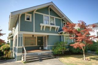 423 Garden St, Bellingham, WA 98225-5410