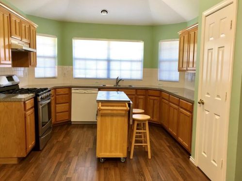 4133 Boulder Park Dr, Euless, TX 76040-8533