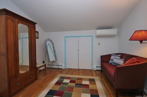 34 Hudson View Hl, Crotonville NY  10562-3327 exterior