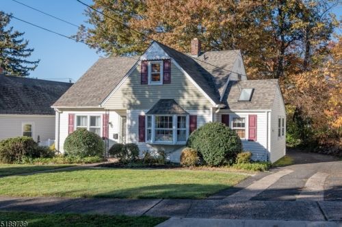 10 Henry Ave, Paterson, NJ 07506-1006