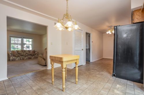 34 Bristol Ave, Flemington NJ  08822-1814 exterior