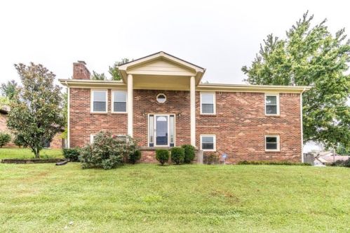 201 Delmar Dr, Richmond, KY 40475-8313