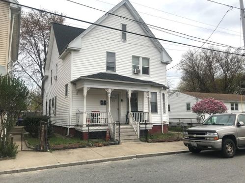 87 Ruggles St, Providence, RI 02908-3614