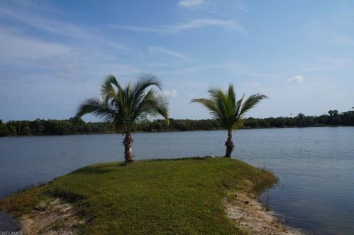 5040 Island Acres Ct, Saint James City, FL 33956-3056