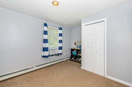 156 Raymond Rd, Deerfield NH  03037-1507 exterior