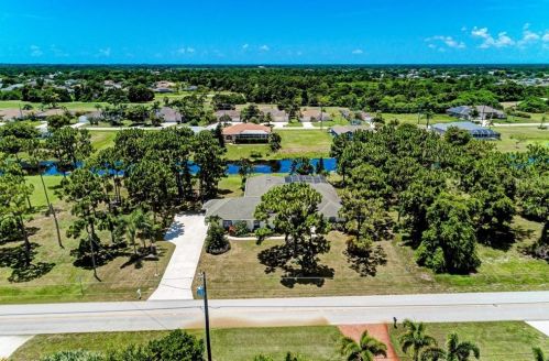 978 Boundary Blvd, Placida, FL 33947-2873