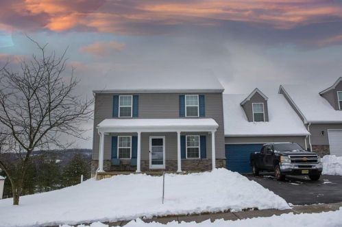 4863 Coatbridge Ln, Walnutport, PA 18088-9388