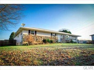 213 Brentwood Ave, Easton, PA 18045-1924