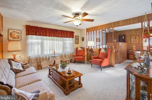 7612 Pollen St, Lorton VA  22079-1636 exterior