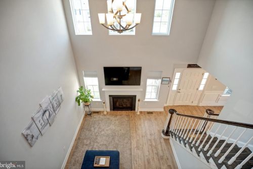 1201 Lexington Mews, Auburn NJ  08085-1318 exterior