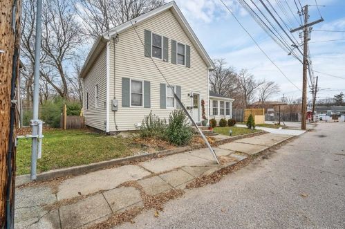 55 Sherman St, Norwich, CT 06360-4105