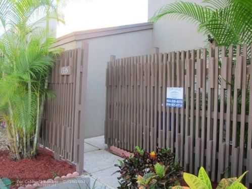 12268 13th Ct, Hollywood, FL 33026-3835