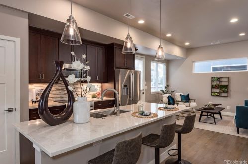 1638 King St, Denver CO 80211-4028 exterior