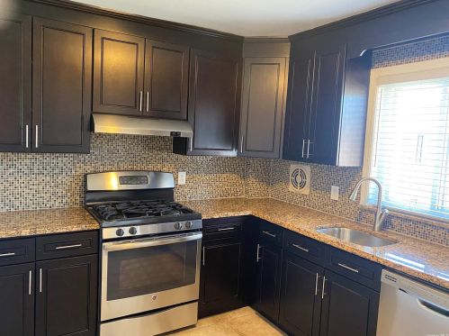416 Dawson Ln, Muttontown NY  11753-2555 exterior