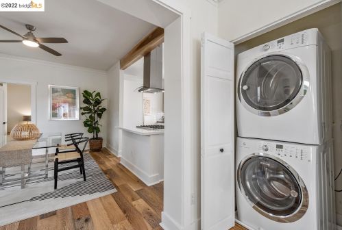 3012 Fulton St, Berkeley CA  94705-1805 exterior