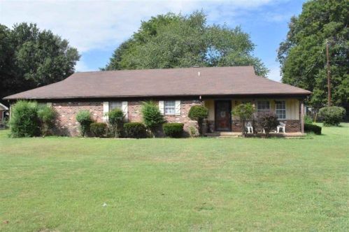 157 Gurley Dr, Dyersburg, TN 38024-5219