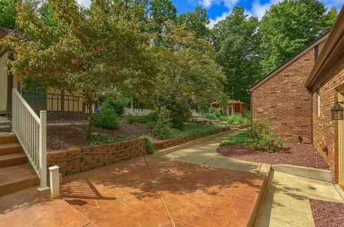 2901 Rosedale Ave, New Castle PA  16105-1217 exterior