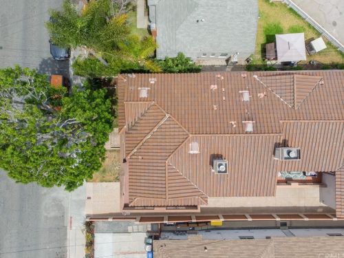 2212 Rockefeller Ln, Redondo Beach CA  90278-3705 exterior