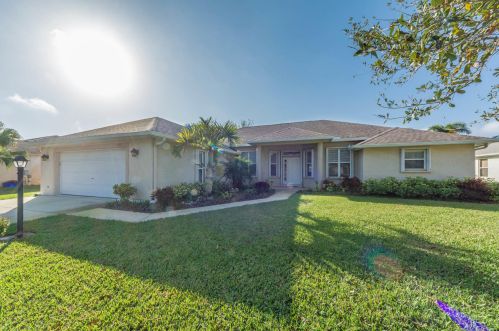 5027 5th Mnr, Vero Beach, FL 32968-1146