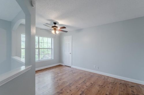 1732 Prescott Dr, Lewisville TX  75028-2078 exterior