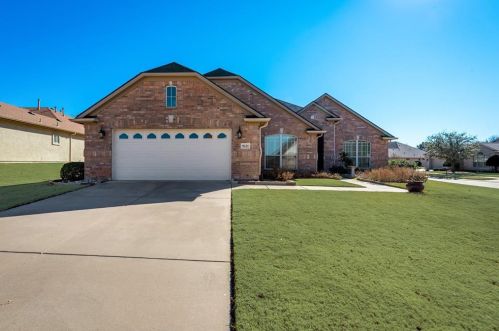 9621 Crestridge Ct, Denton, TX 76207-5611