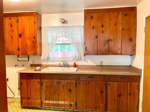 946 Fig Ln, Newman CA  95360-1106 exterior