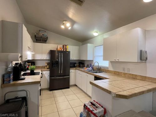 3212 42nd St, Lehigh Acres, FL 33976-4774