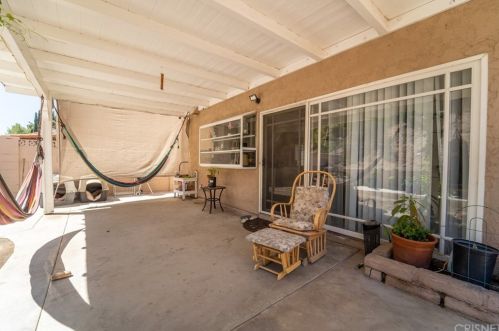 29000 Gladiolus Dr, Santa Clarita CA  91387-1828 exterior