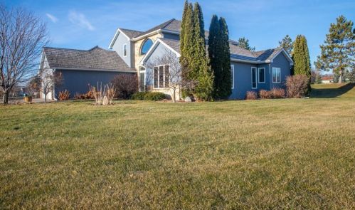 5028 Parrish Ave, Otsego MN 55330-4541 exterior