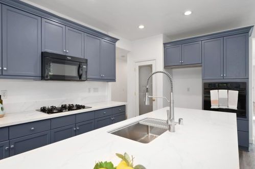 6040 Edgehill Dr, Folsom CA  95762-5474 exterior