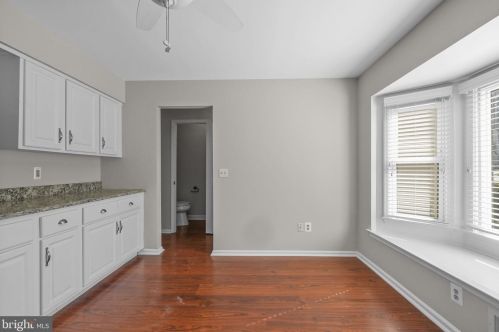 506 Sturbridge Ct, Flemington NJ  08822-2020 exterior