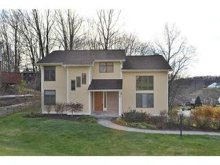 113 Rippling Brook Dr, Sewickley, PA 15143-9504