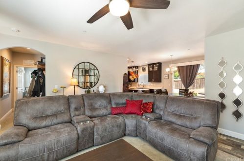 29885 Camino Del Sol Dr, Temecula CA  92592-2114 exterior