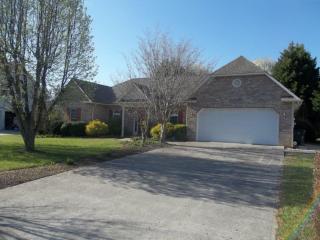 831 Paxton Dr, Knoxville, TN 37918-8997