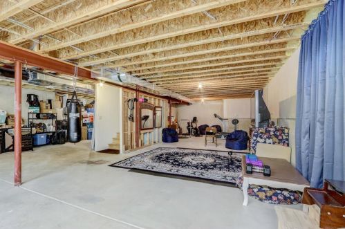 6109 108 Ave, Kenosha WI 53142-7263 exterior